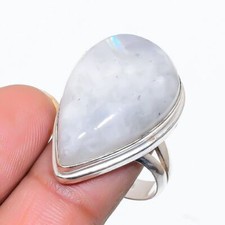 Anello con pietra di luna