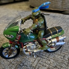 TMNT Moto Battle Bike Leonardo Figure Playmates Mirage Studios 2004