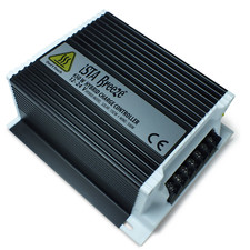 Regolatore di carica ibrido