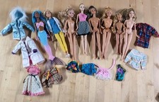 Lotto Barbie include BARBIE