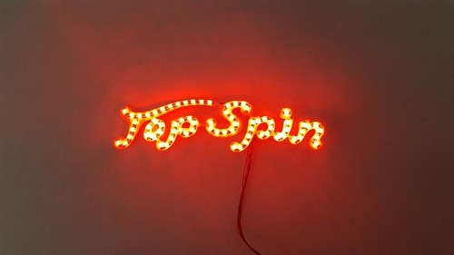 Enseigne lumineuse pour top - enseigne,