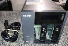 NAS QNAP TS-453 Pro con Chiave