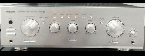 Amplificatore stereo integrato