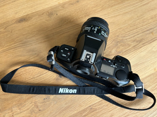 Nikon 801s con nikkor 28 - nikon,