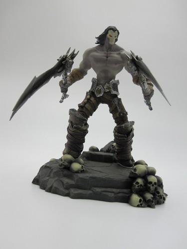 Darksiders statua in - statua,