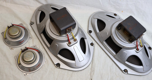 Kit altoparlanti per - , a