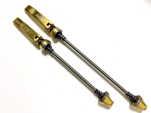 Avitar titanio spiedini - titanio, oro