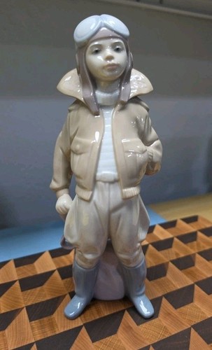 Porcellana lladro little pilot - lladro,