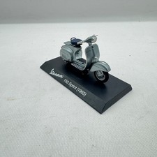 MODELLINO SCOOTER VESPA 150 SPRINT 1965 - MAISTO - SCALA 1:18