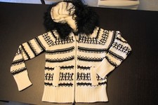 Maglione con zip e cappuccio in pelliccia VDP