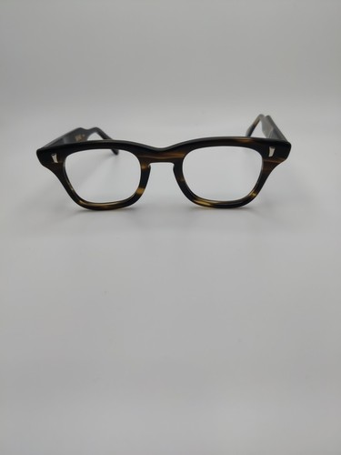 Dead stock arnel marine - stock,