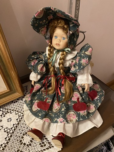 Bambola collezione mai - bambola,