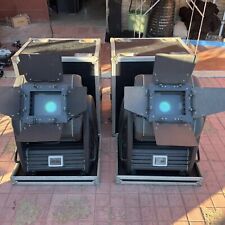 Cambia colore DTS arc 575w faro architetturale a scarica con  flightcase outdoor