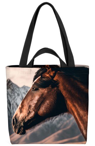 Cavallo selvatico montagne