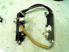 FUEL RAILS W INJECTORS