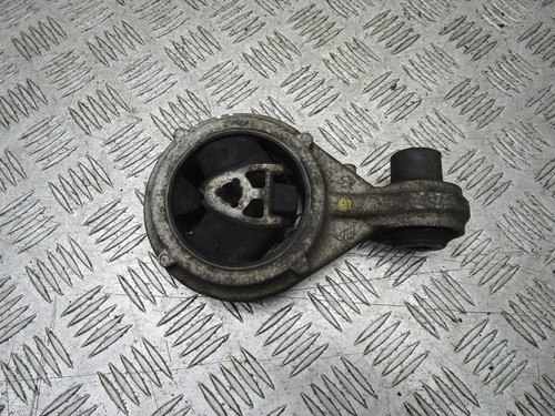 Supporto montaggio motore - montaggio,