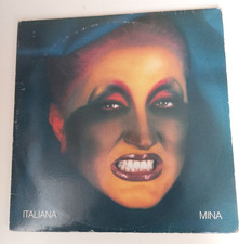 MINA ITALIANA 1982 CON POSTER