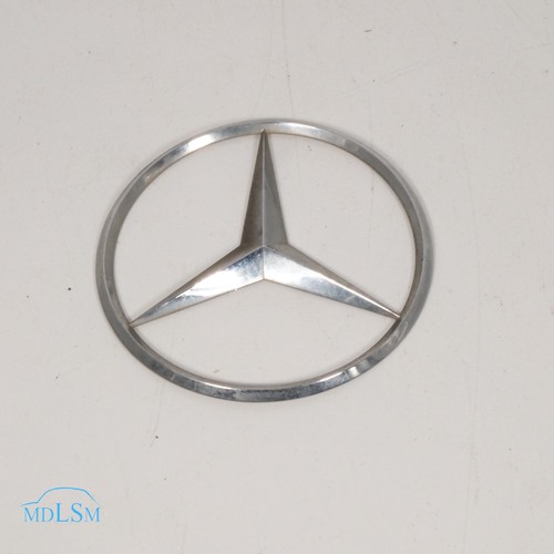 Scritta mercedes logo - mercedes,