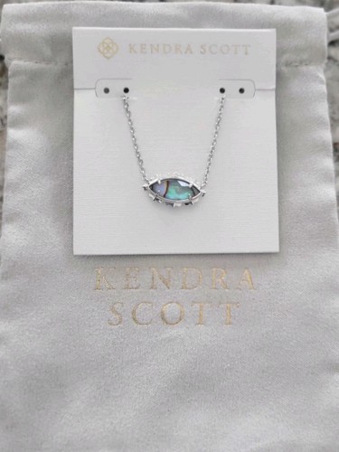 Collana con ciondolo - , kendra