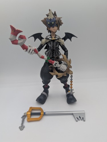 Kingdom hearts play arts kai - hearts,