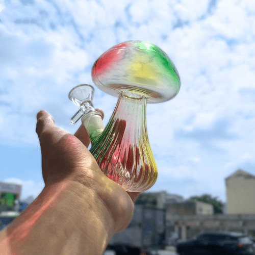 Small glass bong - 4.7",