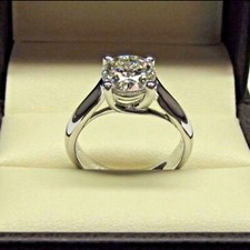 Antico 0.50 KT Moissanite