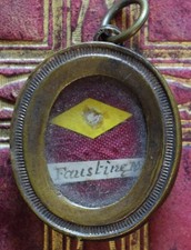 relic reliquary reliquia