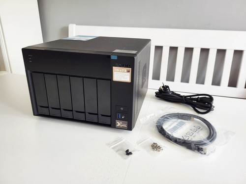 Qnap 673 nas incl 6 - 16,