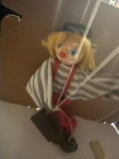 Adorabile burattino pagliaccio