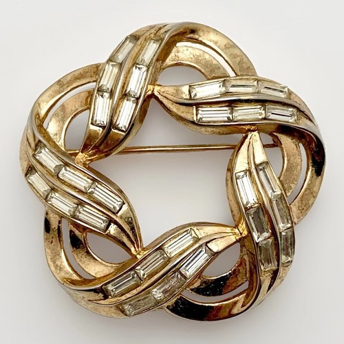 Spilla trifari golden - spilla, gate