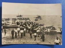 1958 Donnalucata (Scicli - Ragusa) - arrivo dei motopescherecci - pesca