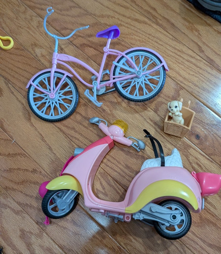 Barbie 2016 vespa - barbie, rosa