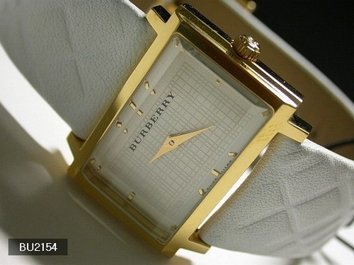 Burberry donna con griffe - burberry,