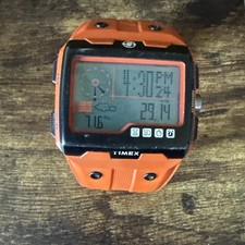 Raro orologio digitale Timex Expedition con altimetro e barometro
