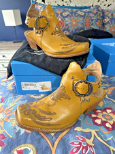 Zoccoli JOHN FLUEVOG Loretta