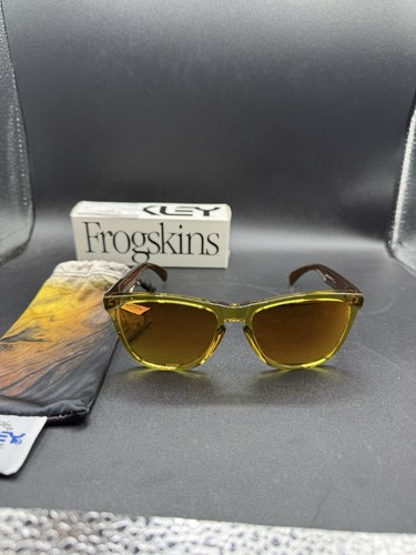 Oakley frogskin moto - oakley,
