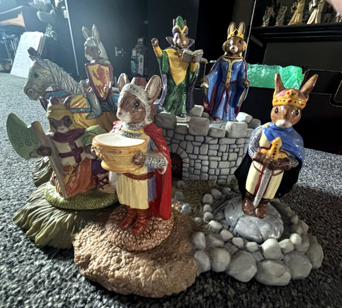Royal doulton bunnykins figure - royal,