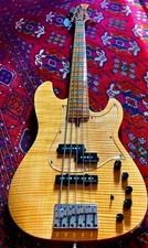 Basso MARCUS MILLER 5 Corde