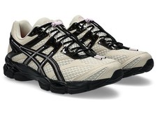 Finesse x ASICS Gel Cumulus 16