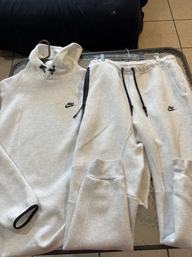 Nike tech fleece hoodie - tech,