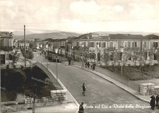 cb891 cartolina sora ponte sul liri e viale della stazione frosinone