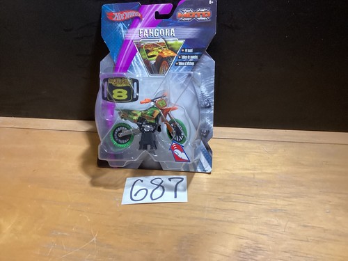 Hot wheels dirt bike - hot,