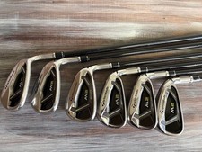 TaylorMade M2 Set di ferri 5-9 + Pw 6 pezzi RH Atmos rosso grafite Flex...