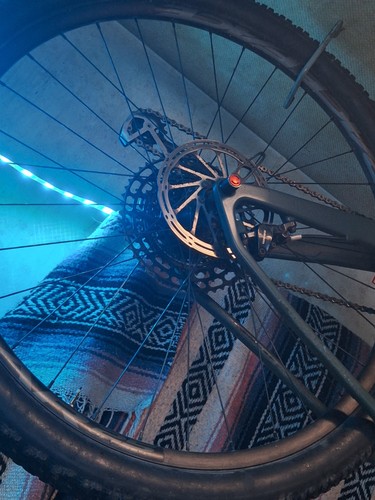 Mountain bike santa - bike,