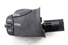 98AB14K147AC COMANDO RADIO AL VOLANTE FORD FOCUS 1.8 66KW 5P D 5M (2002) RICAMBI