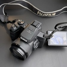 Fujifilm FinePix S1 - Bridge