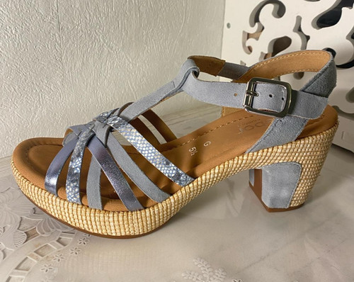 Sandali con plateau donna