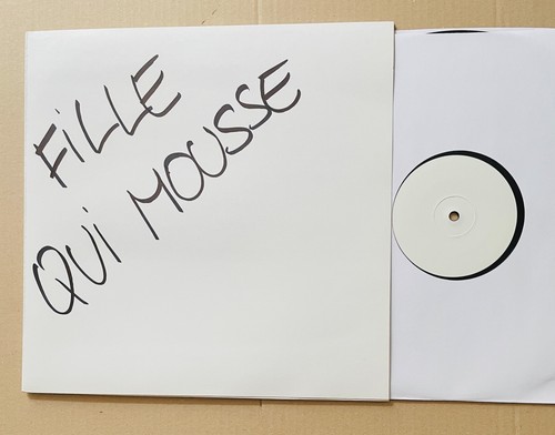 Fille qui mousse - fille, french