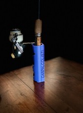 Portacanna Trout Area Plastica 3d Per Cassetta Rigida Meiho