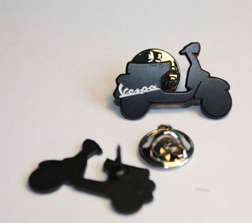 Vespa scooter shape - pin, black